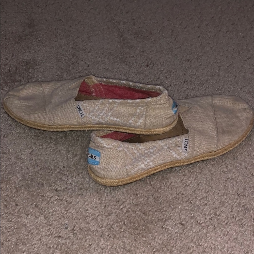 Tons slip on